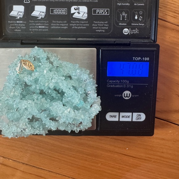 💎 3-Strand Twisted Aqua Chip Bead Necklace | 14K Gold Clasp (SFS) | ~18” | 47g - Picture 8 of 8